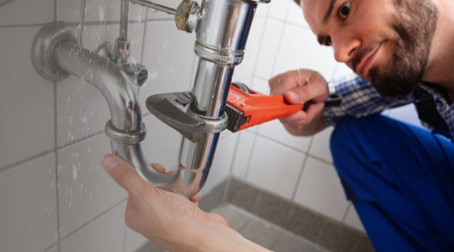 Professional same day plumber services in Macomb, IL
